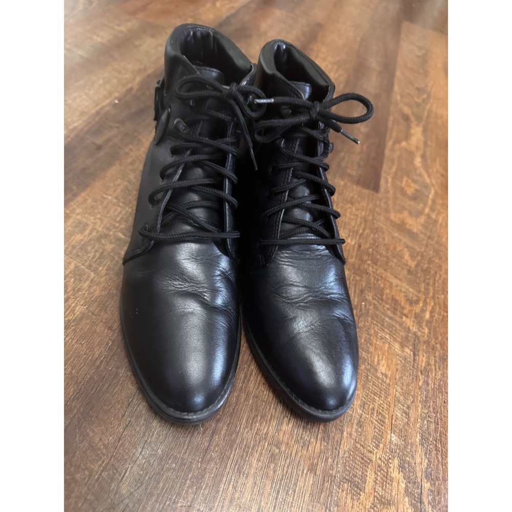 Vintage 80s 90s Danexx Black Leather Lace Up Ankle Boots Women's Size 7.5